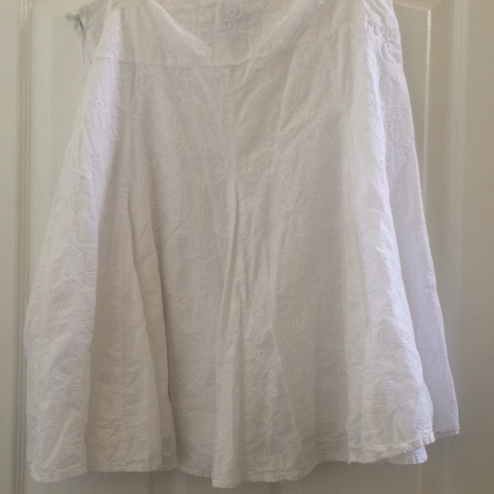 FINAL MARKDOWN Summery George White Embroidered Skirt (12)